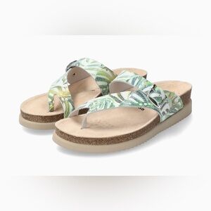 Mephisto Size 41(10) Helen Tropical Print Sandals